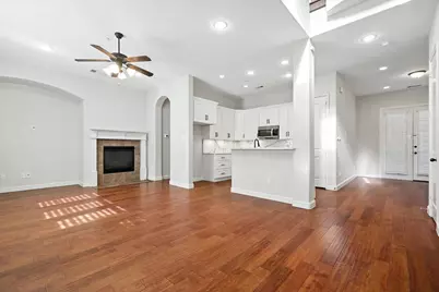 6755 Plaza Via, Irving, TX 75039 - Photo 6