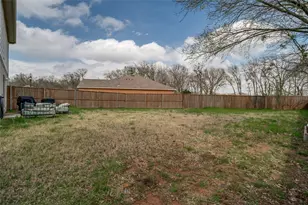 512 Goliad St, Sherman, TX 75090 - Photo 24