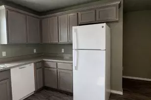 800 Sycamore St, Commerce, TX 75428 - Photo 2