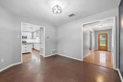 6917 Wilton Drive, Fort Worth, TX 76133 - Photo 10
