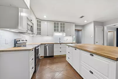 6917 Wilton Drive, Fort Worth, TX 76133 - Photo 10