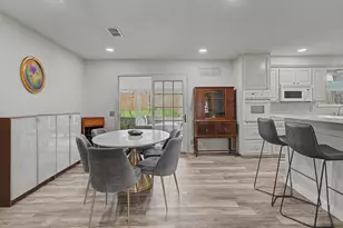 405 Torrey St, Granbury, TX 76048 - Photo 8