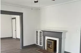 2260 Hemphill St, Fort Worth, TX 76110 - Photo 6