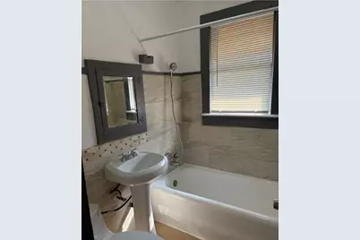 2260 Hemphill Street, Fort Worth, TX 76110 - Photo 10