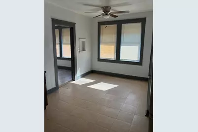 2260 Hemphill Street, Fort Worth, TX 76110 - Photo 12