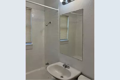 2260 Hemphill Street, Fort Worth, TX 76110 - Photo 14