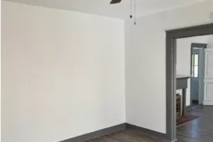 2260 Hemphill St, Fort Worth, TX 76110 - Photo 8