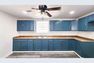 401 E Pierce Street, Winters, TX 79567 - Photo 6