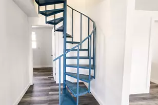 401 E Pierce St, Winters, TX 79567 - Photo 10