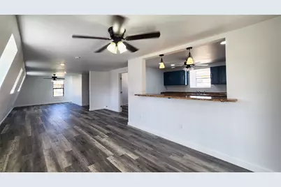 401 E Pierce Street, Winters, TX 79567 - Photo 8