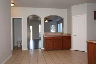 5613 Penwell Dr, Fort Worth, TX 76135 - Photo 6