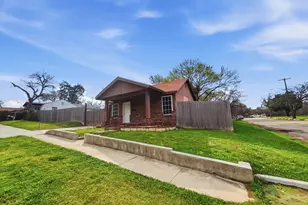 3000 Avenue M, Fort Worth, TX 76105 - Photo 1