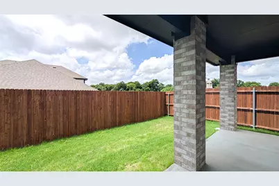2421 Apex Avenue, Grand Prairie, TX 75052 - Photo 20