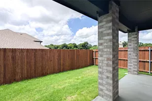 2421 Apex Ave, Grand Prairie, TX 75052 - Photo 20