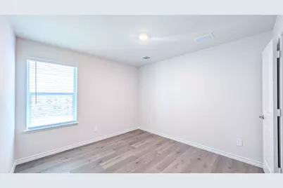 2421 Apex Avenue, Grand Prairie, TX 75052 - Photo 6