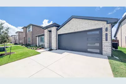 2421 Apex Avenue, Grand Prairie, TX 75052 - Photo 2