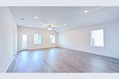 2421 Apex Avenue, Grand Prairie, TX 75052 - Photo 12