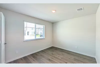 2421 Apex Avenue, Grand Prairie, TX 75052 - Photo 4