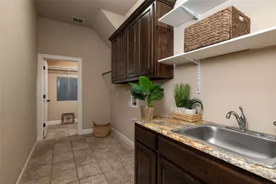 209 Ellis Creek Drive, Weatherford, TX 76085 - Photo 32