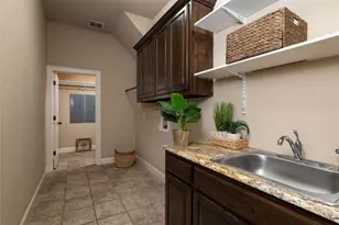 209 Ellis Creek Dr, Weatherford, TX 76085 - Photo 32