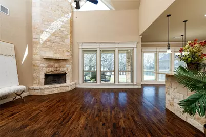 209 Ellis Creek Drive, Weatherford, TX 76085 - Photo 12