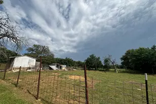 137 Neely Trail, Gainesville, TX 76240 - Photo 16