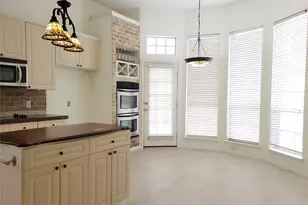 8920 Cedar Breaks Dr, Plano, TX 75025 - Photo 10