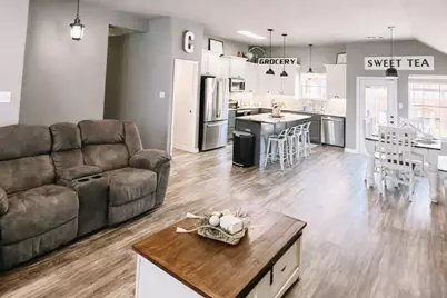 135 Kiowa Drive, Greenville, TX 75402 - Photo 2