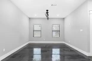 1029 W Hull St, Denison, TX 75020 - Photo 8