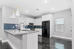 1029 W Hull St, Denison, TX 75020 - Photo 10