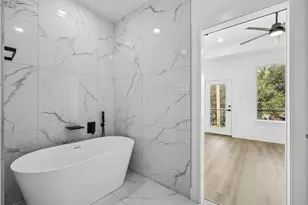 2402 Dyson St, Dallas, TX 75215 - Photo 20