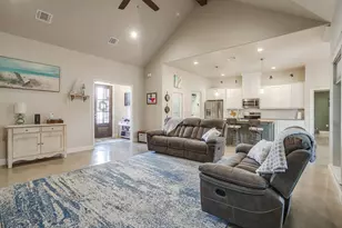 111 Treys Way, Godley, TX 76044 - Photo 14