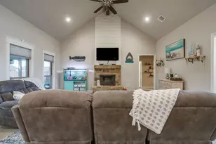 111 Treys Way, Godley, TX 76044 - Photo 12