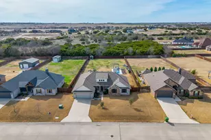 111 Treys Way, Godley, TX 76044 - Photo 4