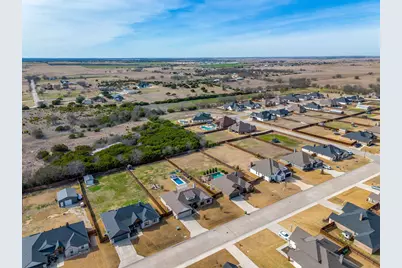 111 Treys Way, Godley, TX 76044 - Photo 6