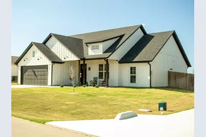 420 Redbud Lane, Tolar, TX 76476 - Photo 2