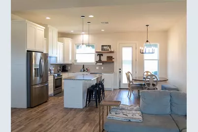 420 Redbud Lane, Tolar, TX 76476 - Photo 4
