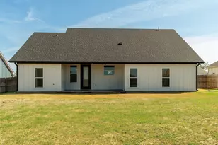 420 Red Bud Ln, Tolar, TX 76476 - Photo 20