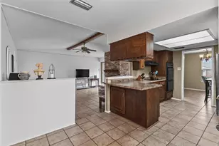 1104 Forest Ridge Dr, Bedford, TX 76022 - Photo 10