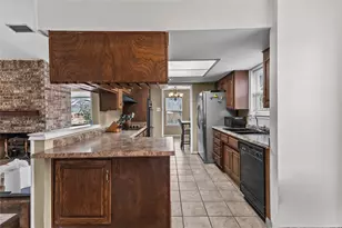 1104 Forest Ridge Dr, Bedford, TX 76022 - Photo 14