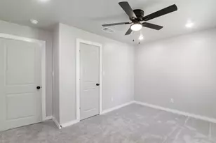 2703 Marjorie Ave, Dallas, TX 75216 - Photo 10