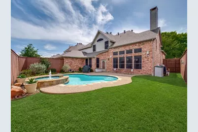 8200 Weiss Avenue, Plano, TX 75025 - Photo 2