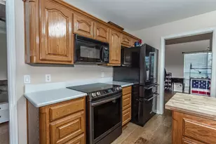 2424 Jolinda Ln, Whitesboro, TX 76273 - Photo 12