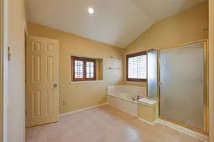 3311 Greenglen Cir, Carrollton, TX 75007 - Photo 22