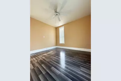 805 W Green Street, Palestine, TX 75801 - Photo 16