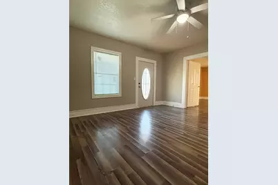 805 W Green Street, Palestine, TX 75801 - Photo 18