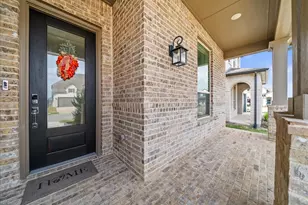 2409 Plover Ln, Argyle, TX 76226 - Photo 4