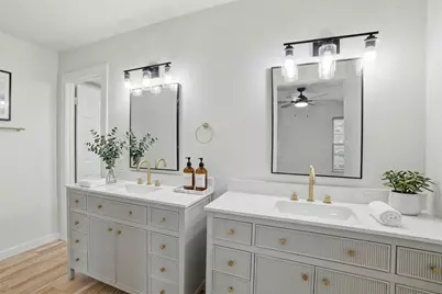 2929 Kingswood Drive, Garland, TX 75040 - Photo 10