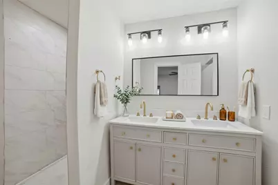 2929 Kingswood Drive, Garland, TX 75040 - Photo 8