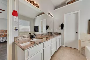 5701 Sea Breeze Ln, Fort Worth, TX 76135 - Photo 20